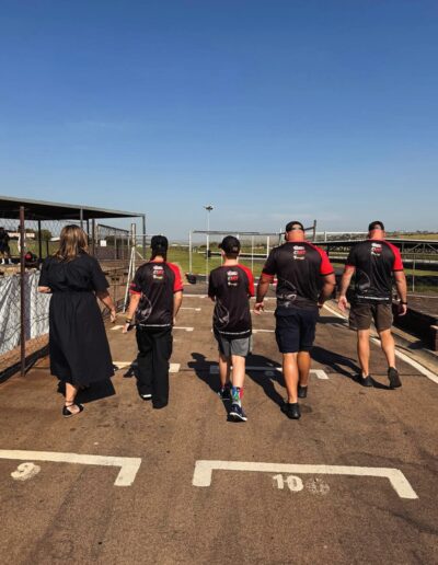 Worr Team drivers Walking
